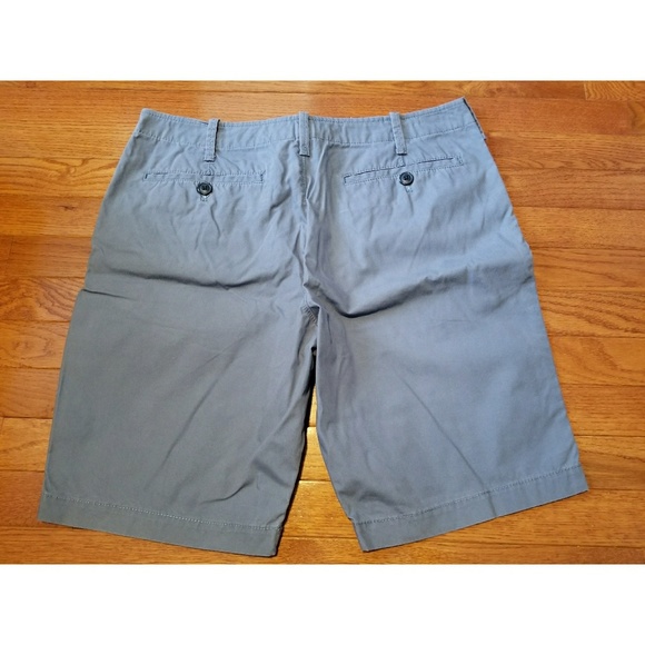 Express Shorts w/ belt - Picture 4 of 4